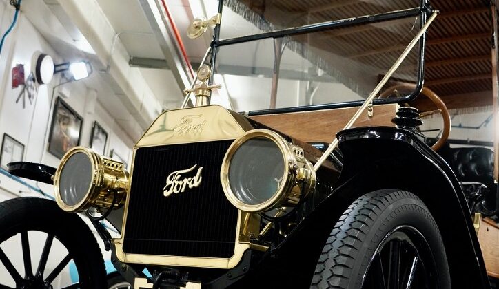 1914 Ford Model-T Buckboard (1)