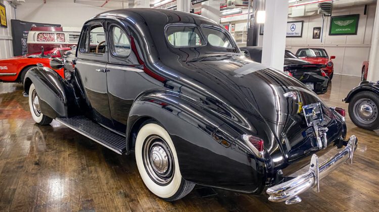 1938 Buick Special Business Coupe (5)