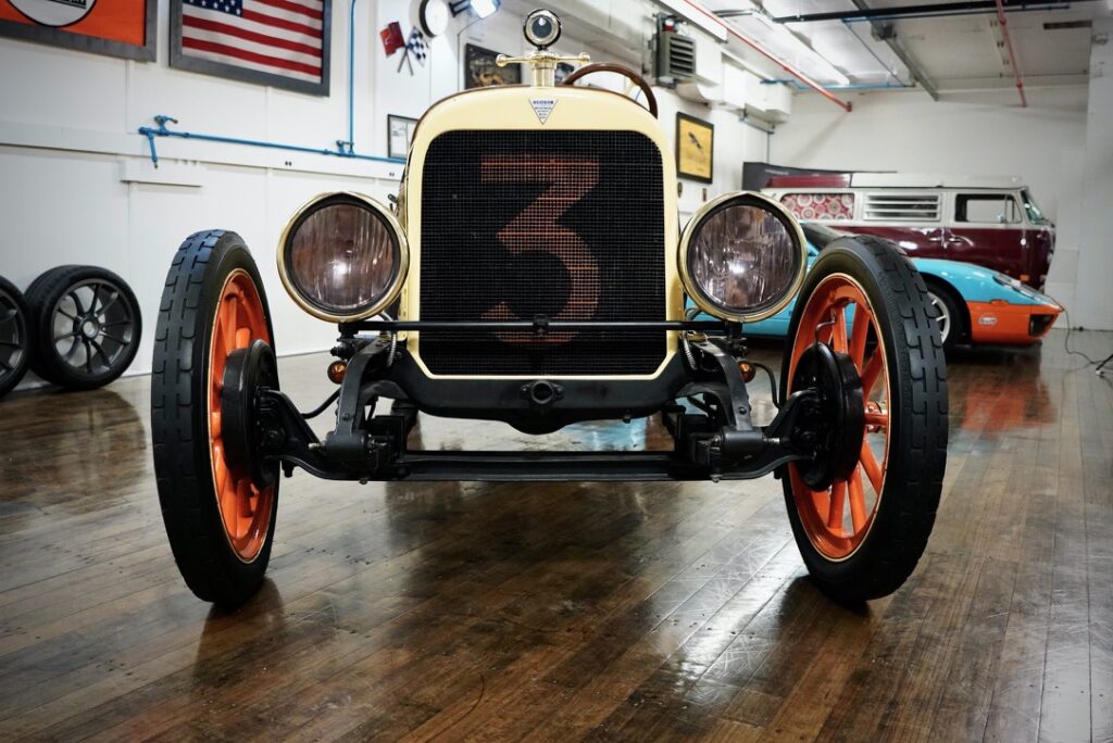 1915 Hudson Speedster (2)